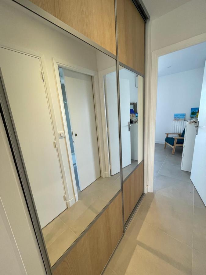 Vue Sur Mer - Magnifique Appartement Tout Confort - Terrasse Et Parking Prive Cagnes-sur-Mer Eksteriør bilde
